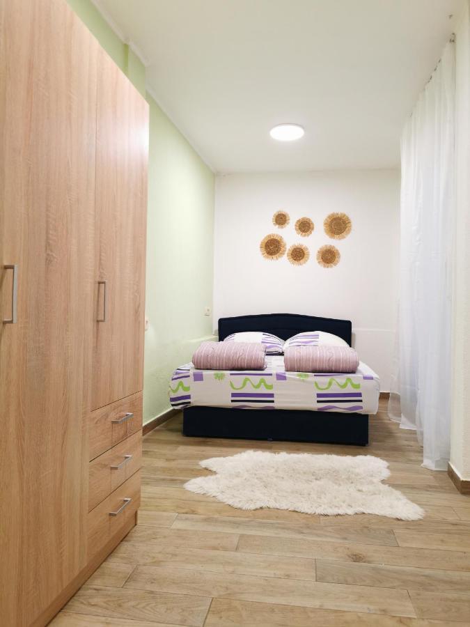 Jale Apartment Split Exterior photo
